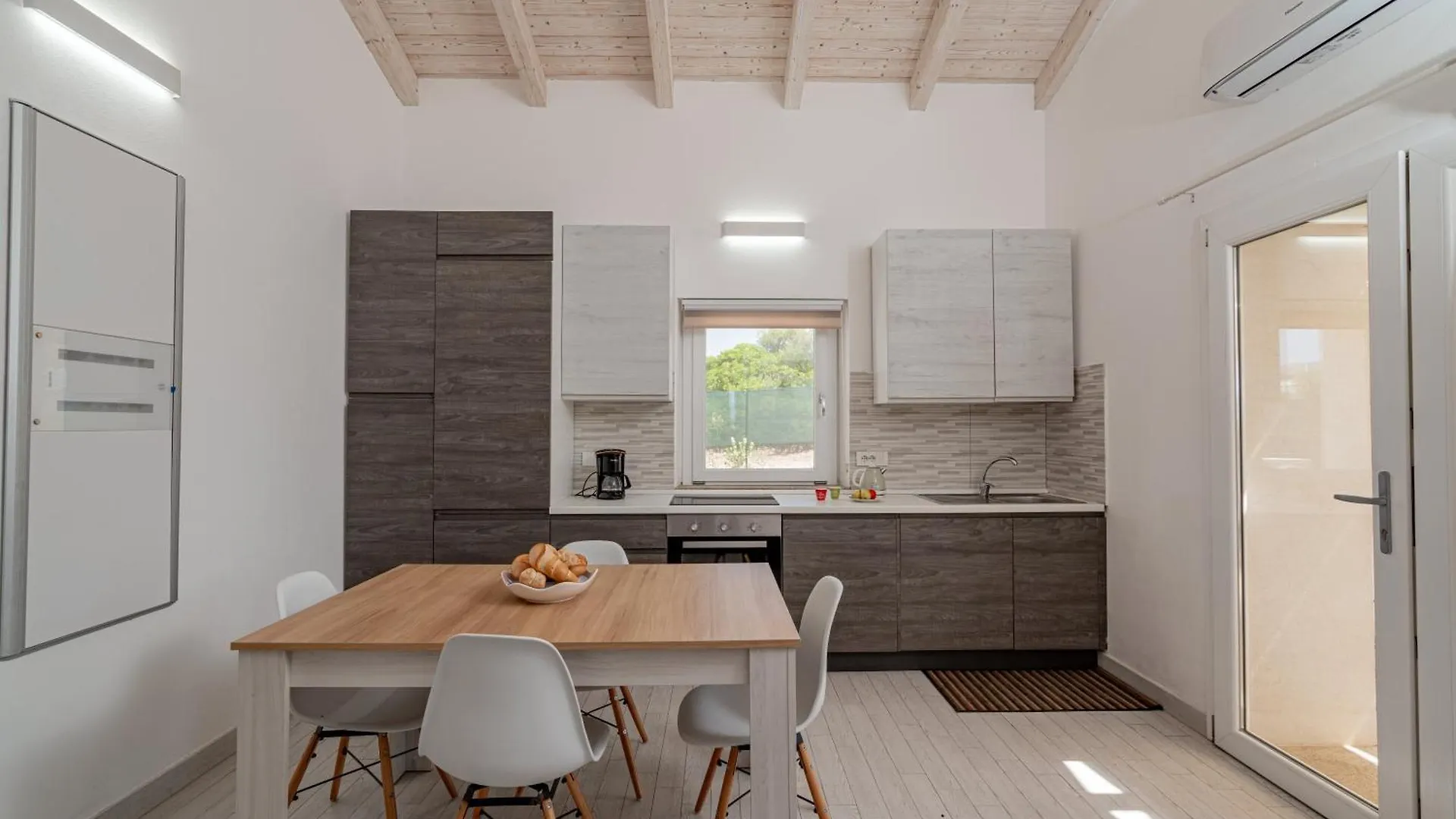 Case Al Mare Di Cala Saccaia Pittulongu 0*,